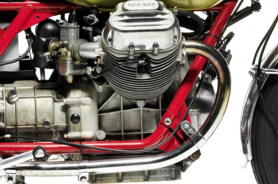 Durite d'essence 883265 pour Moto-Guzzi 750 v7 classic 08-12 - Pièces  Carburation sur La Bécanerie
