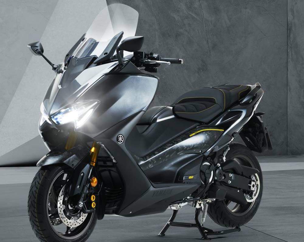 Yamaha TMAX 560 essai : Toujours la référence en 2021 ?
